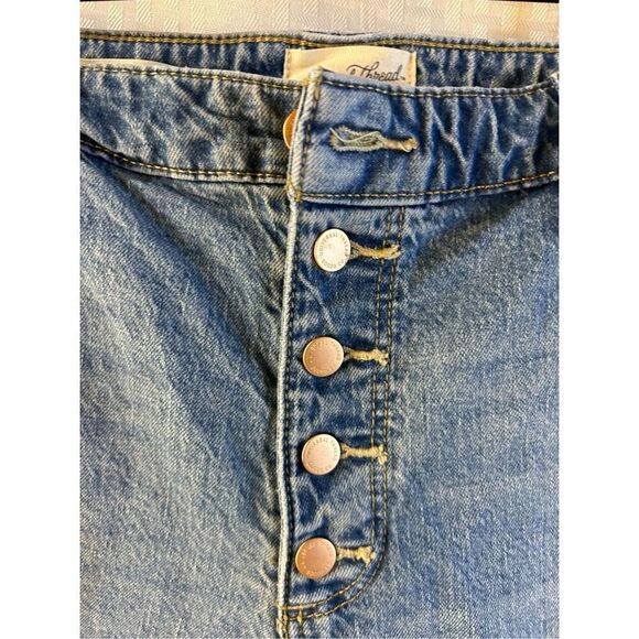 Universal Thread denim shorts Button fly Jean shorts women’s 16 high-rise - Picture 4 of 10